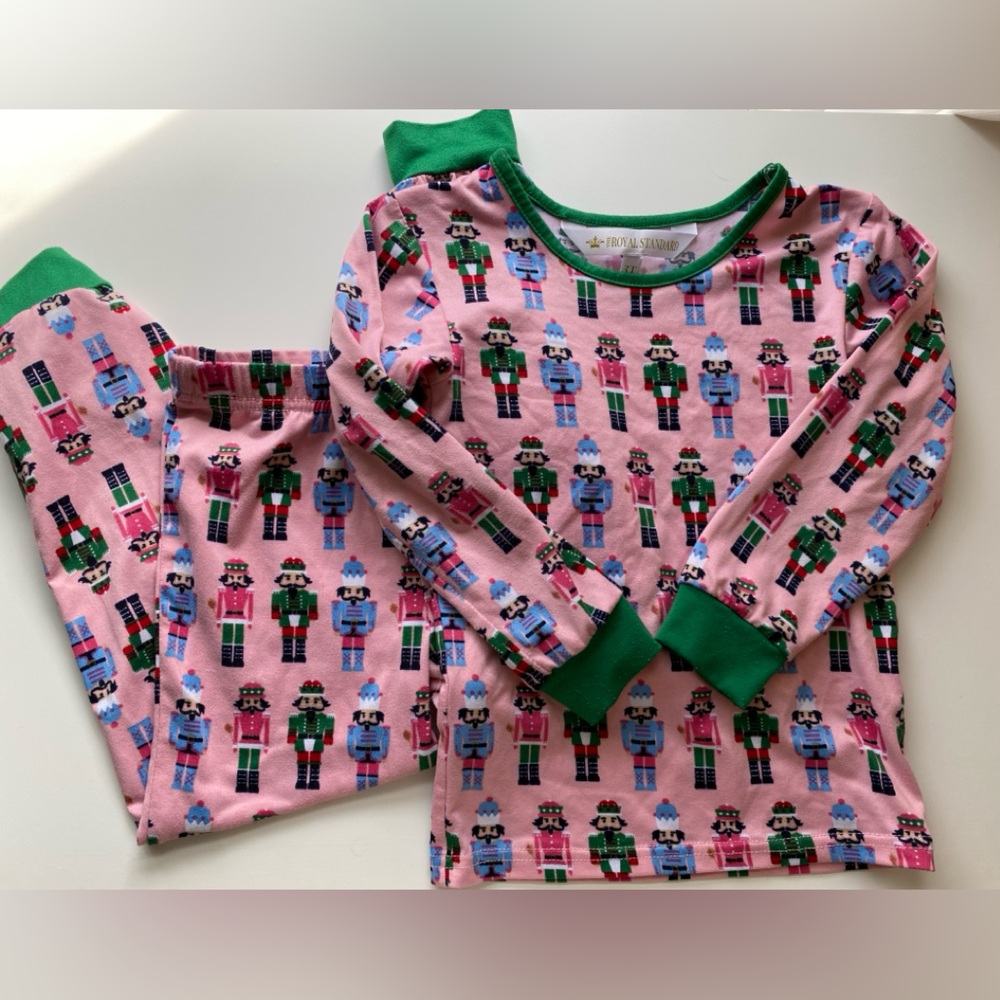 The Royal Standard Pink Nutcracker Print Pajama Set / Size 3T / VGUC